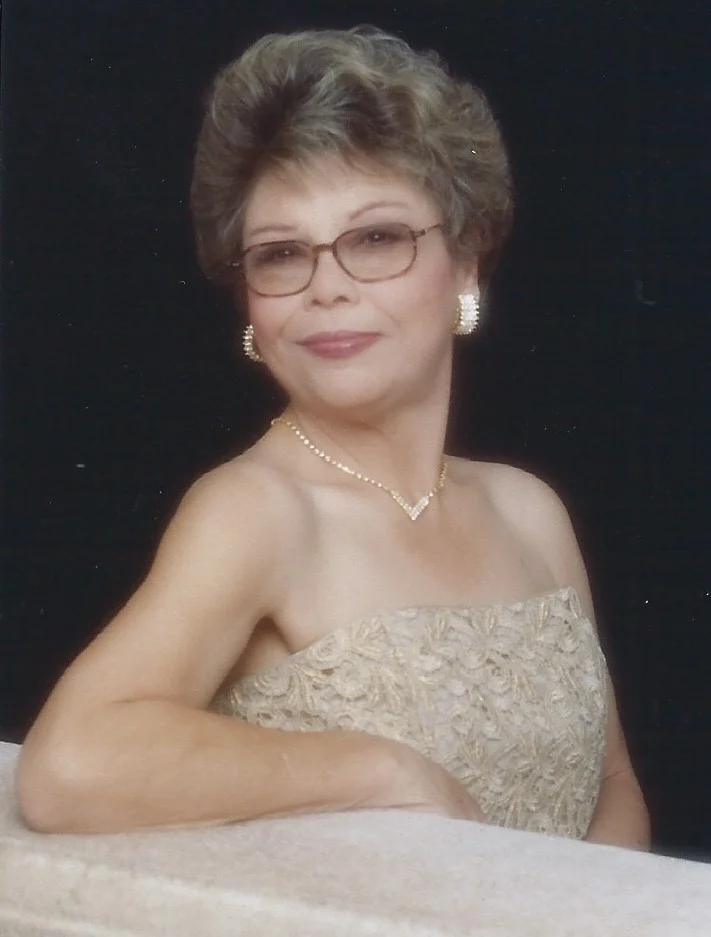 Gwendolyn K. Laureles