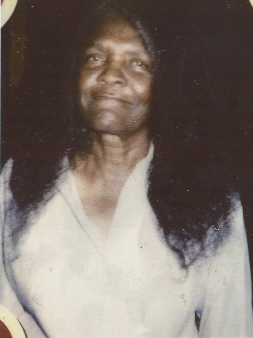 Mae Bell Barnes